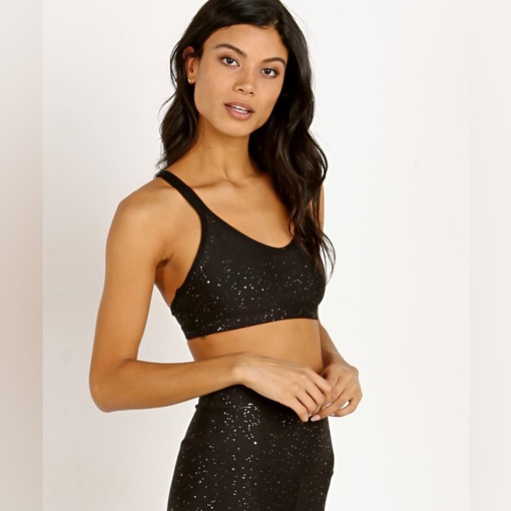 BEYOND YOGA Double Back Alloy Speckled Bra Black
